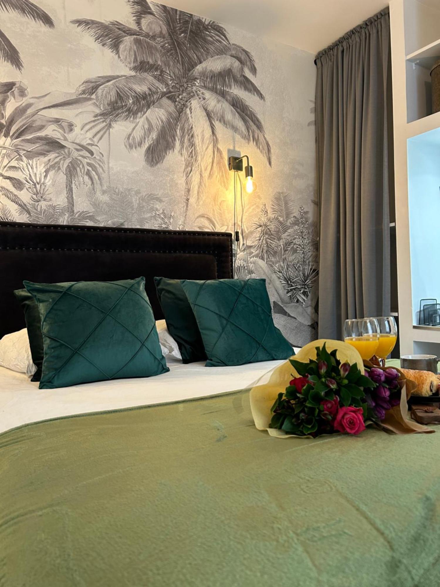 Apartment Appart'terrasse - 20mn Stade U Arena - Champs Elysees - Rer A Maisons-Laffitte